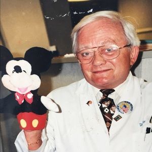 Meet your Posher, Donald